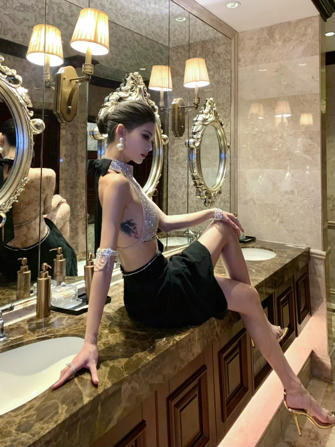 Sexy Mermaid Halter Sequin Beaded Satin Open Back Prom Dress Party Dress DP4552