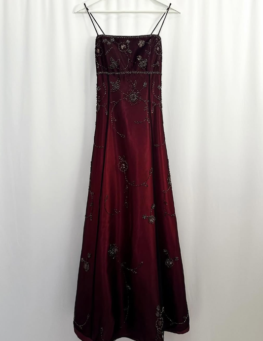 Vintage Exquisite Black Beaded A Line Spaghetti Strap Burgundy Satin Prom Dress Evening Dress Date Dress DP3036