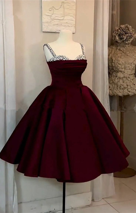 Vintage Burgundy Short Prom Dress Sweetheart Beaded Satin Homecoming Dress DP547