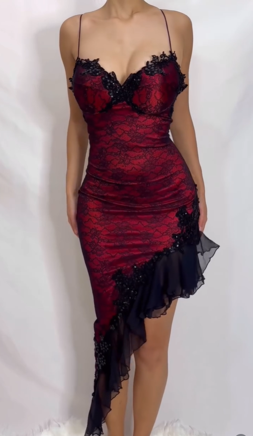 Sexy Vintage Sheath Straps Red Satin Black Lace Short Homecoming Dress DP5159