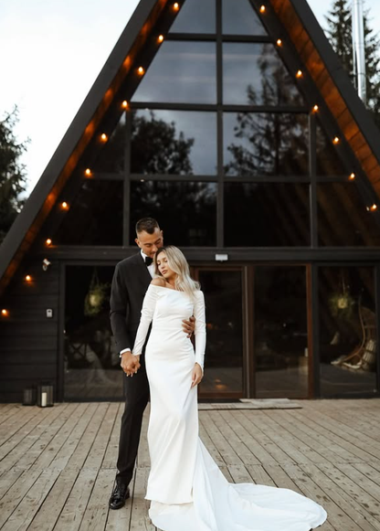 Classic Mermaid Long Sleeve White Satin Long Train Wedding Dress DP6082
