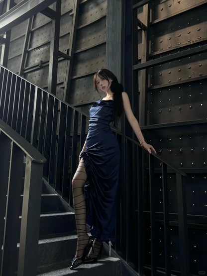 Sexy Navy Blue Sheath Halter Pleated Satin Prom Dress with Slit DP3845