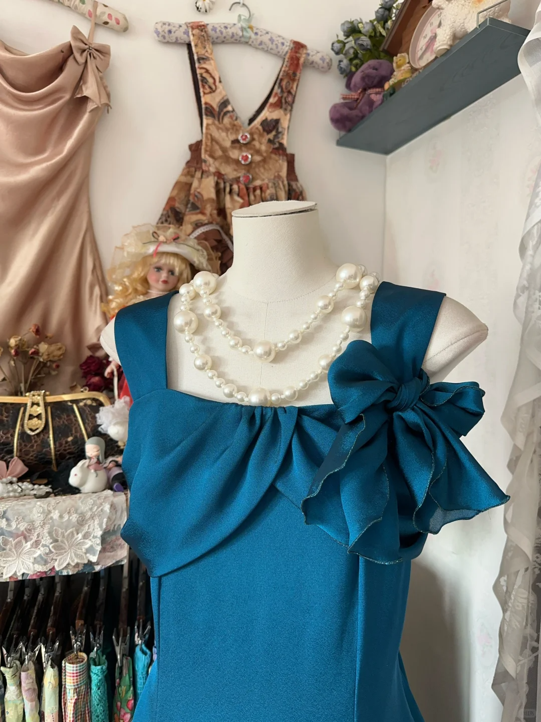 Charming Vintage A Line Straps Detachable Bow Chiffon Tea Length Prom Dress Outfits DP5007