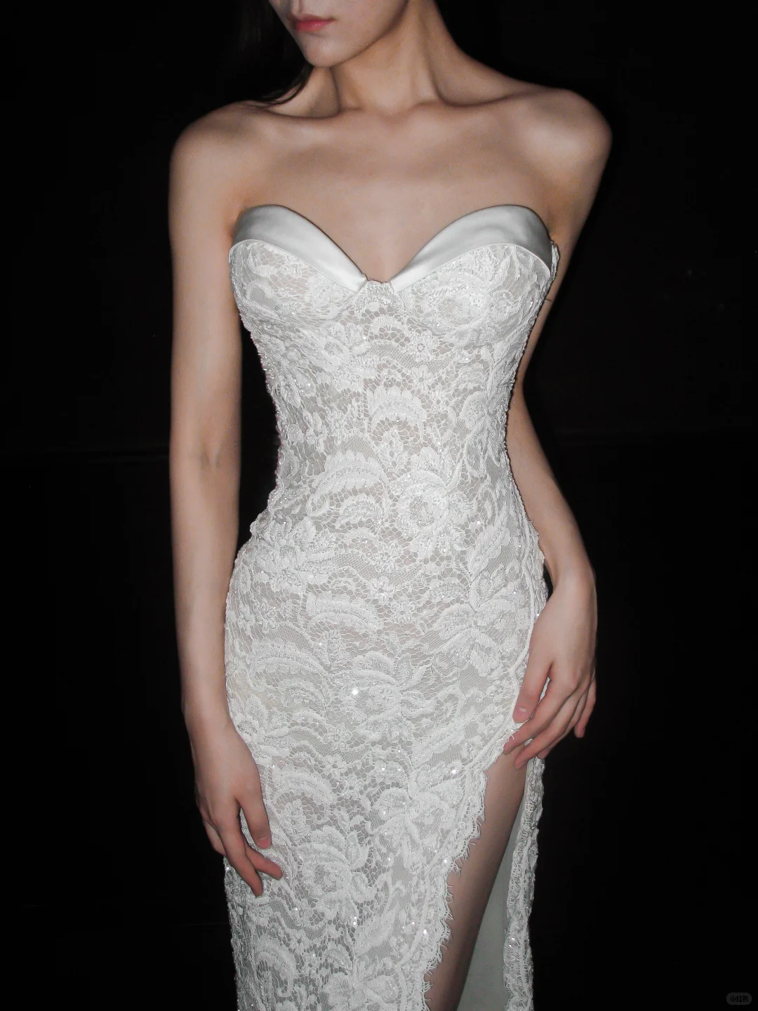 Charming Sheath Sweetheart Neck White Lace Slit Wedding Dress DP5209