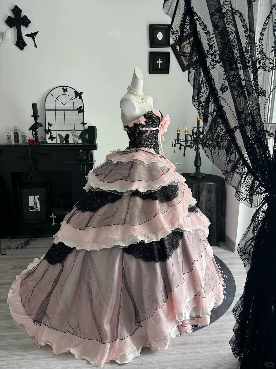 Black-pink Ball Gown Strapless Layered Organza Prom Dress Quinceanera Dress DP6969