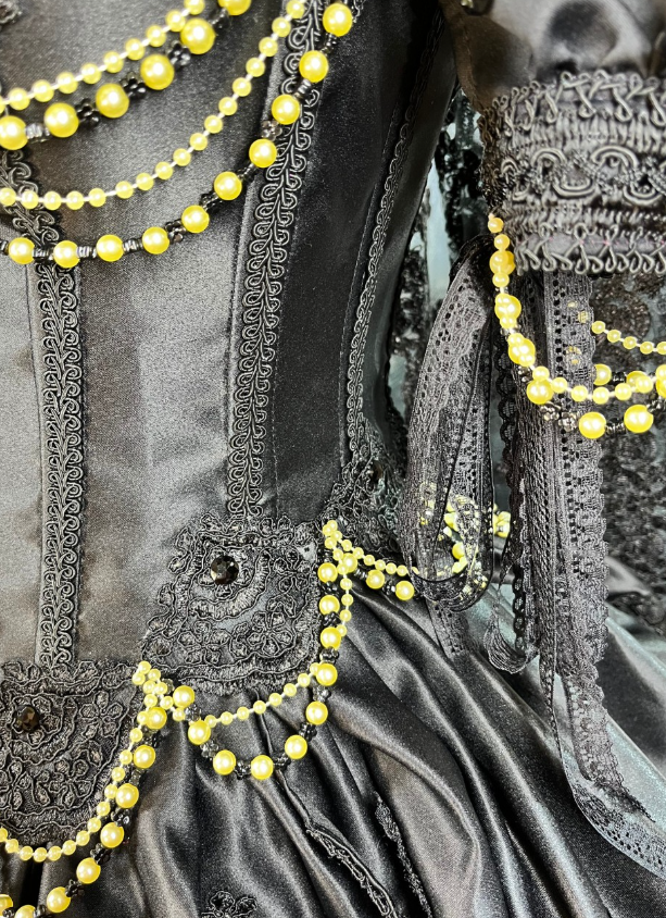 Black Ball Gown Puff Pearl Layered Lace Satin 16th Birthday Dress Quinceanera Dress DP4437