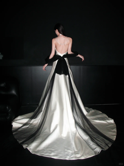 Stunning Black Tulle Bow A Line Halter Pearl White Satin Long Wedding Dress DP5784