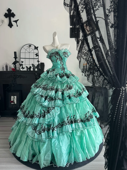 Vintage Ball Gown Sweetheart Neck Lace Layered Tulle Prom Dress Quinceanera Dress DP6954