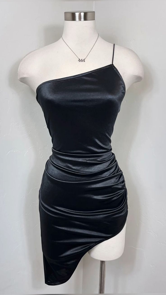 Simple Spaghetti Straps Black Satin Short Party Dress Homecoming Dress DP505