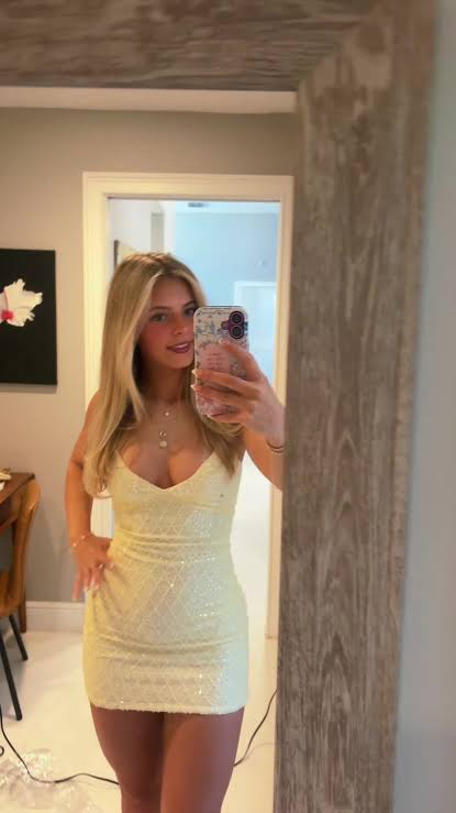 Fashionable Sheath Spaghetti Straps Light Blue Sequins Short Homecoming Dress DP7083