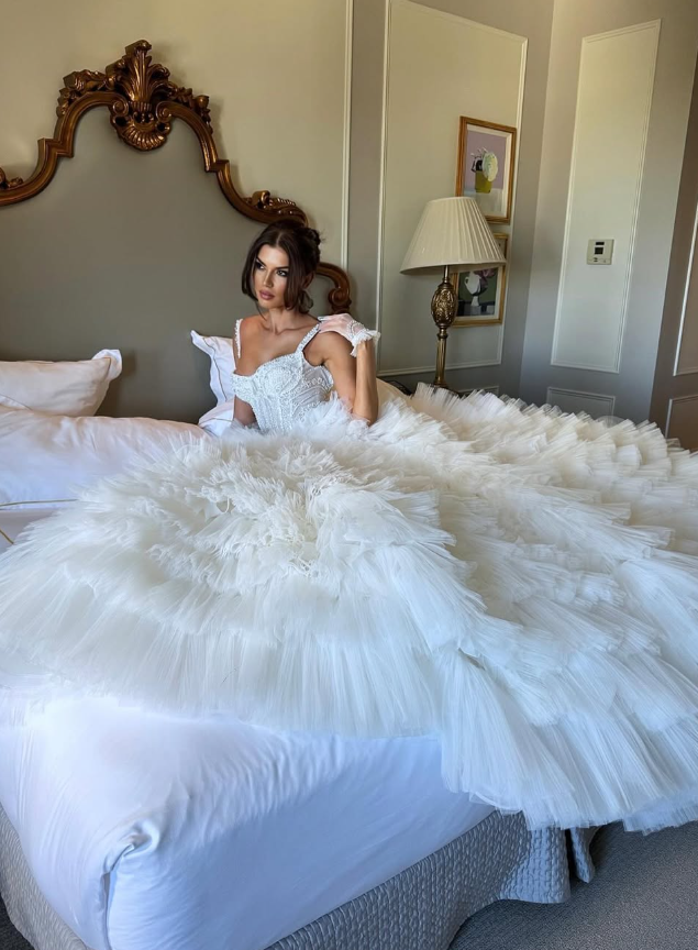 Stunning Ball Gown Spaghetti Strap Beaded Layered White Tulle Long Wedding Dress DP5837