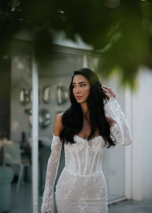 Elegant Mermaid Sweetheart Neck Corset White Lace Long Wedding Dress DP1578