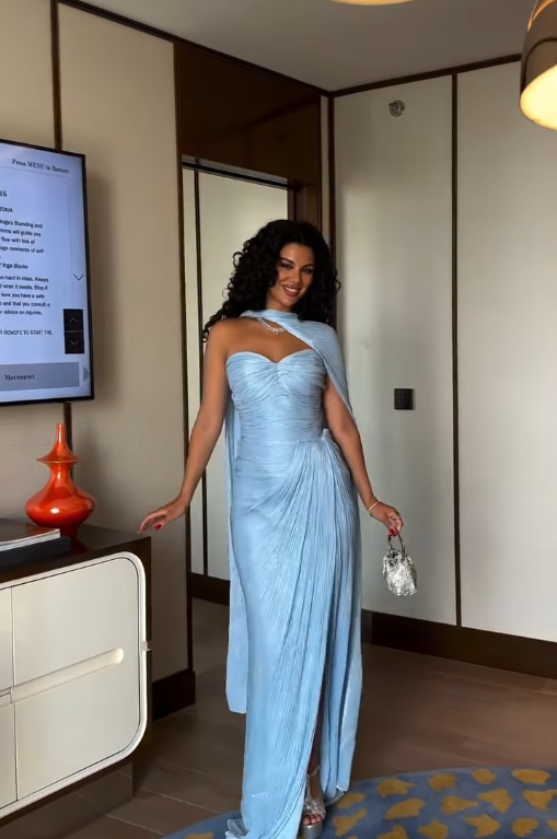 Elegant Blue Sheath Sweetheart Neck Satin Prom Dress Evening Dress with Slit DP4338