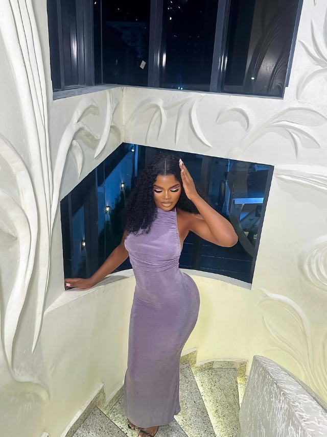 Unique Sheath Halter Purple Velvet Open Back Long Prom Dress Evening Dress DP1893