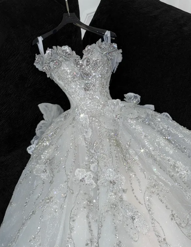Stunning Shiny Ball Gown Sequin Beaded Tulle Prom Dress Graduation Prom Dress DP5048