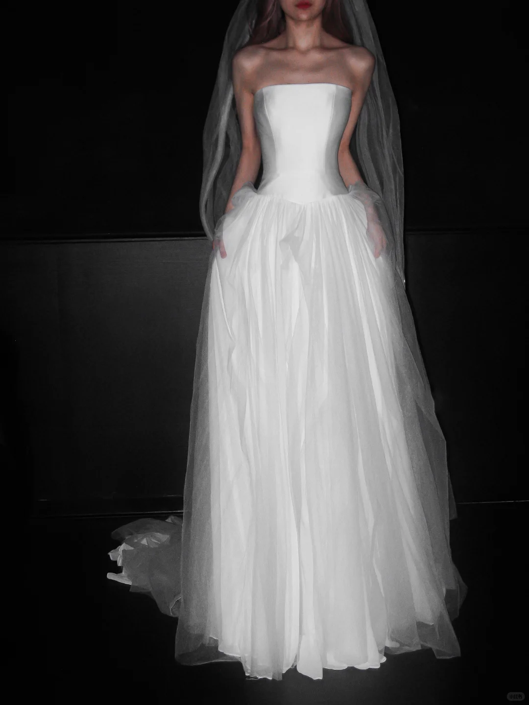 Classic Simple A Line Strapless White Tulle Satin Wedding Dress DP5187