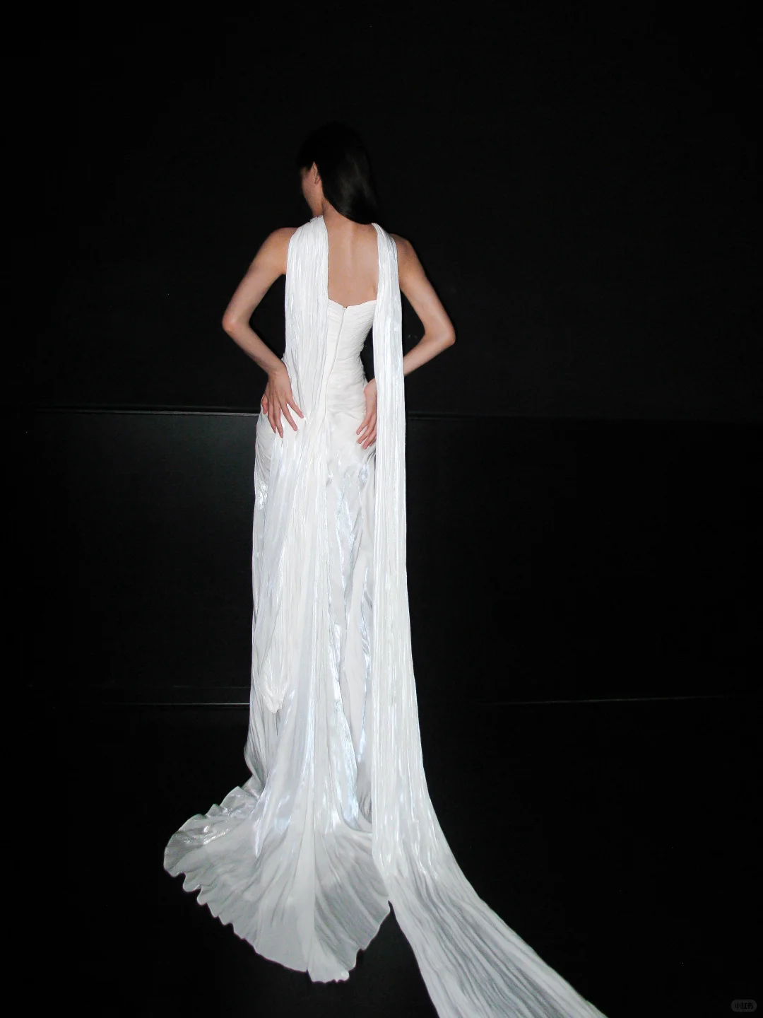 Unique Sheath Strapless White Pleated Satin Slit Long Wedding Dress DP6372