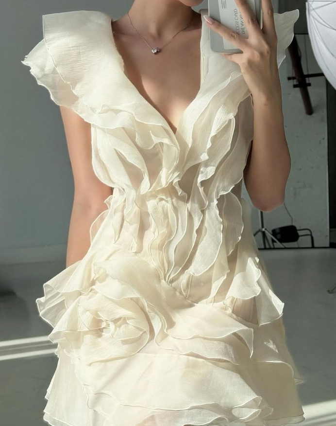 Fairy A Line V Neck Ivory Chiffon Short Homecoming Dress Birthday Dress DP1695