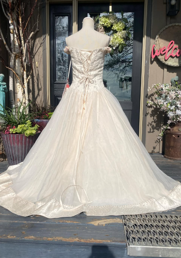 Retro A Line Off the Shoulder Beaded Light Apricot Satin Tulle Wedding Dress DP5521