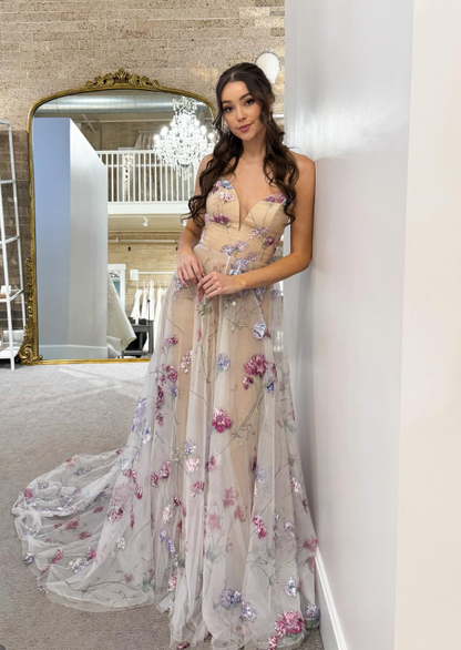 Pretty A Line Sweetheart Neck Floral Sequin Tulle Wedding Dress DP5299