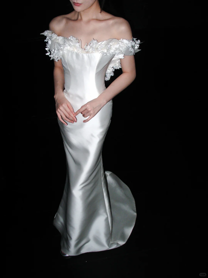 Elegant Ball Gown Off the Shoulder White Appliques Satin Long Train Wedding Dress DP8089