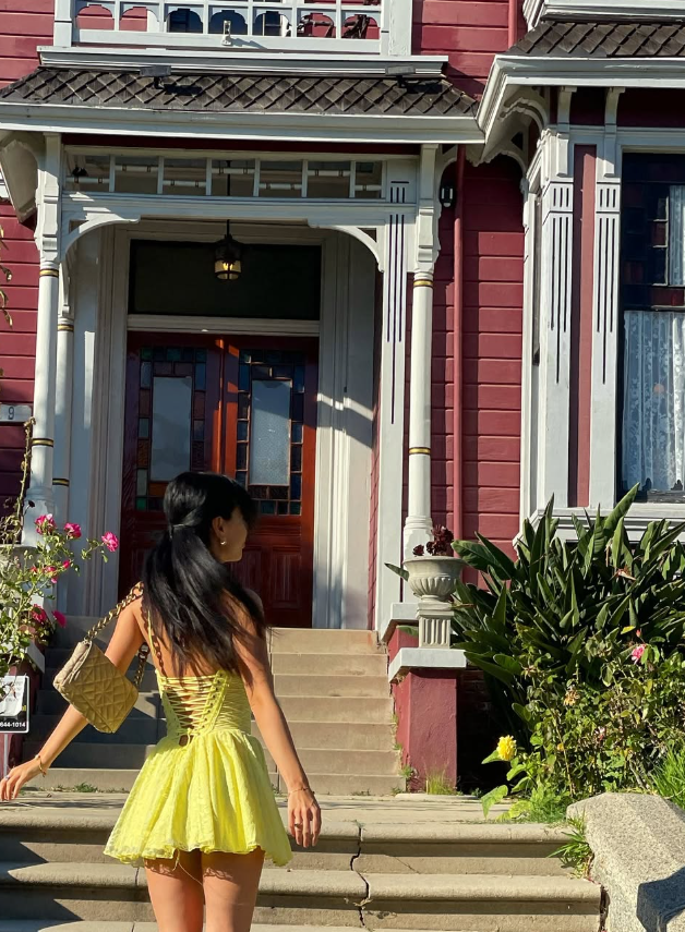 Cute A Line Halter Yellow Lace Short Formal Homecoming Dress Middle School Short 16th Birthday Outfits Graduation Dress Cocktail Dresses DP2939