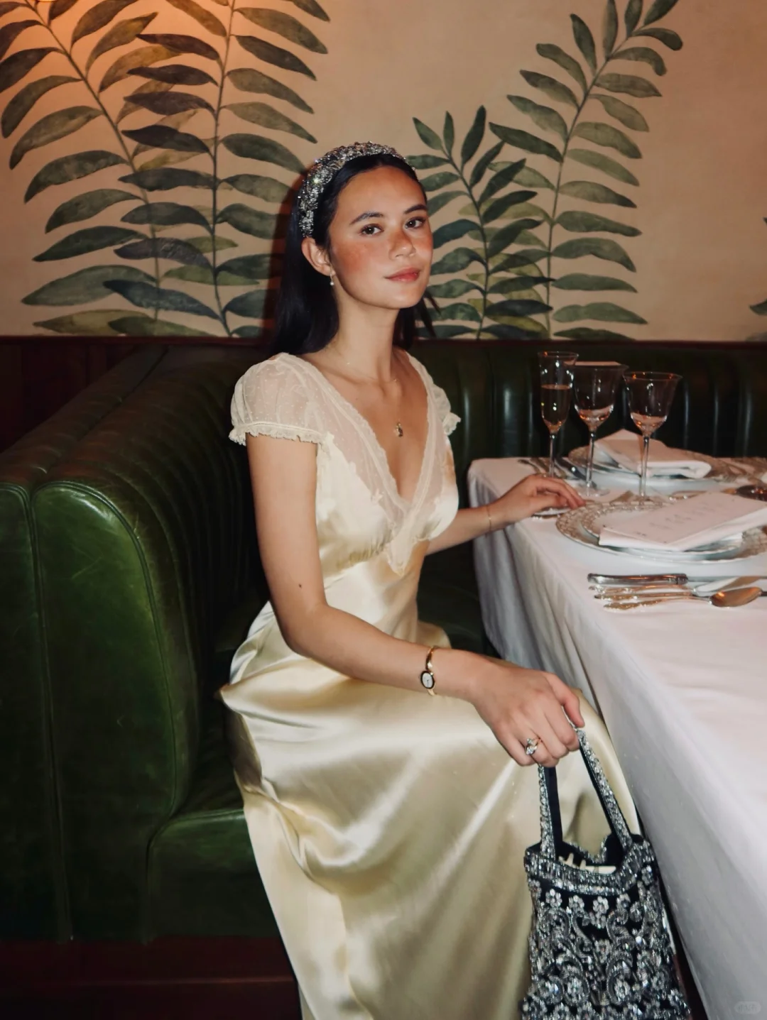 Romantic Light Yellow A Line V Neck Lace Satin Long Prom Dress Outfits DP4539