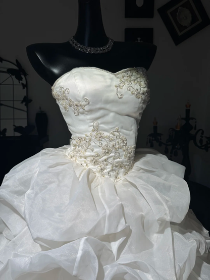 Vintage Ball Gown Strapless Beaded Pleated White Chiffon Prom Dress Quinceanera Dress DP6972
