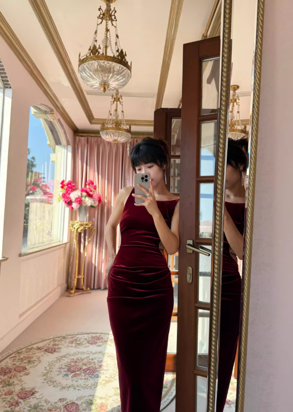 Burgundy Sheath Round Neck Velvet Open Back Prom Dress Date Dress DP4429