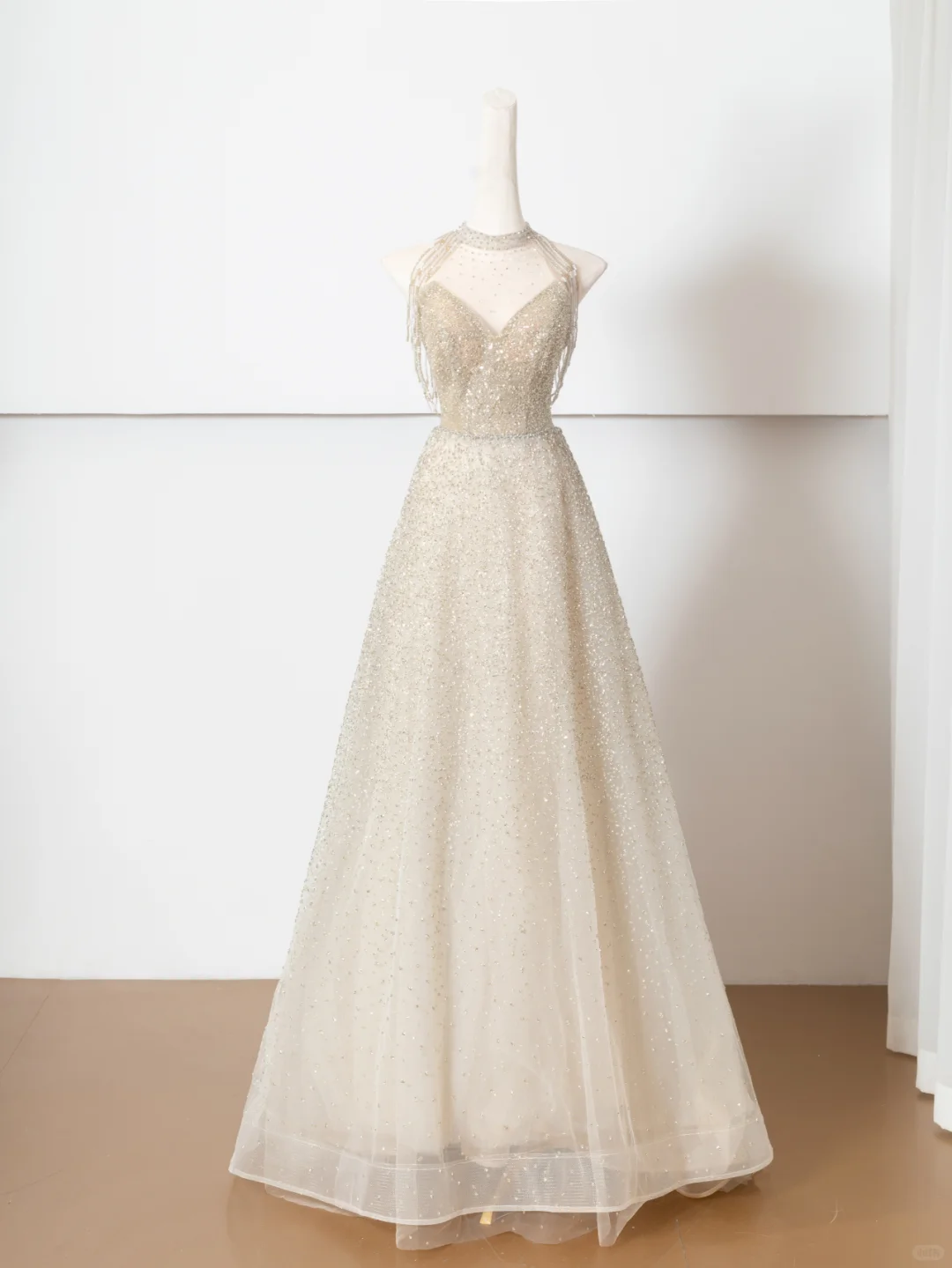 Shiny A Line Halter Beaded Sequin White Organza Long Prom Dresses DP4183