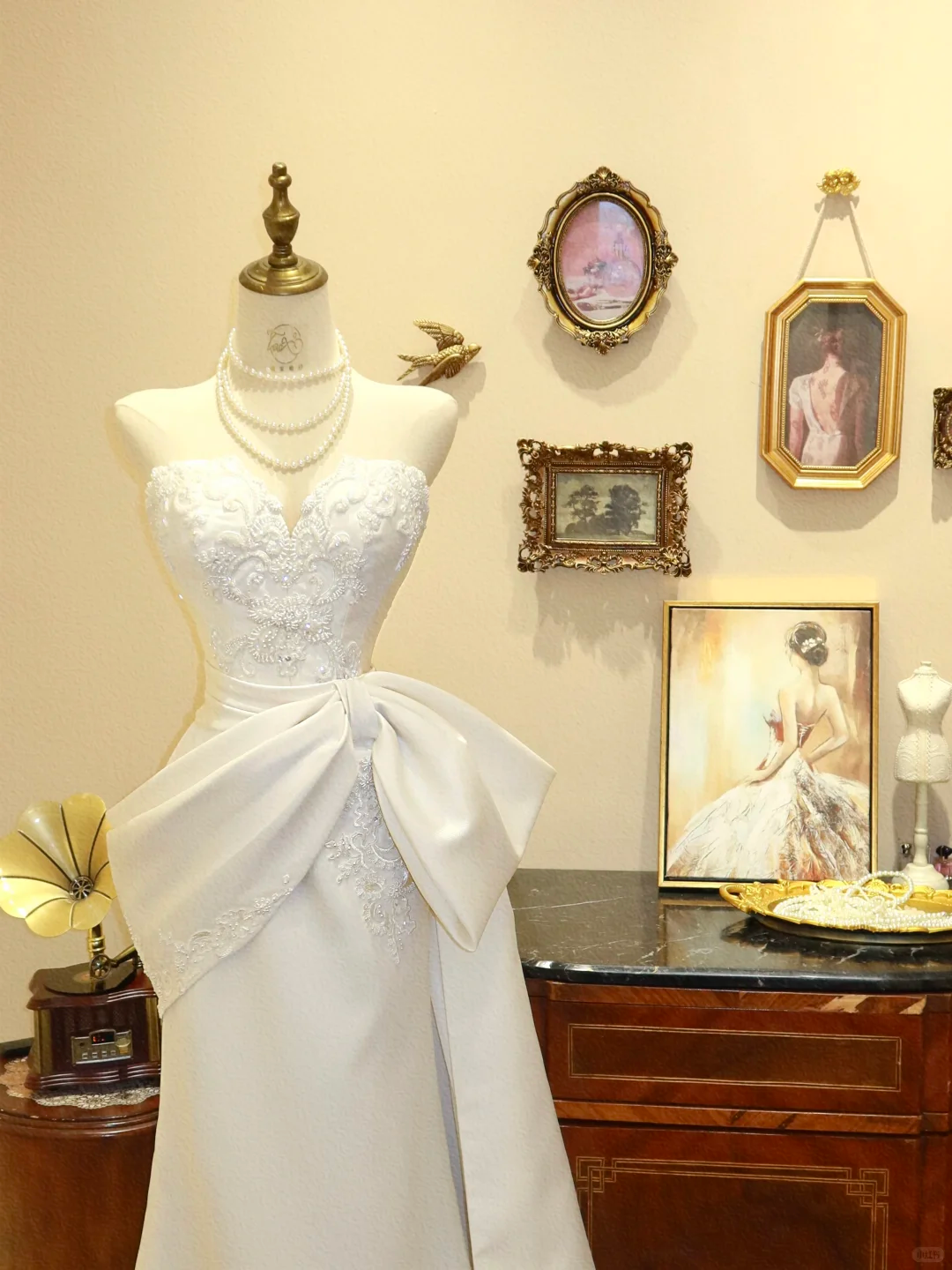 Pretty Mermaid Sweetheart Neck Beaded White Satin Long Prom Dress Wedding Dress DP7035