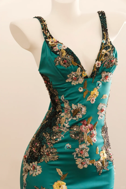 Vintage Sheath V Neck Embroidery Satin Short Prom Dress Homecoming Dress DP5439