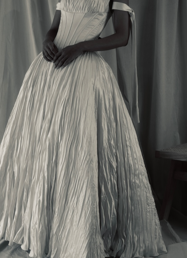 Elegant Ball Gown Strapless Corset Pleated Satin Prom Dress Wedding Dress DP4283