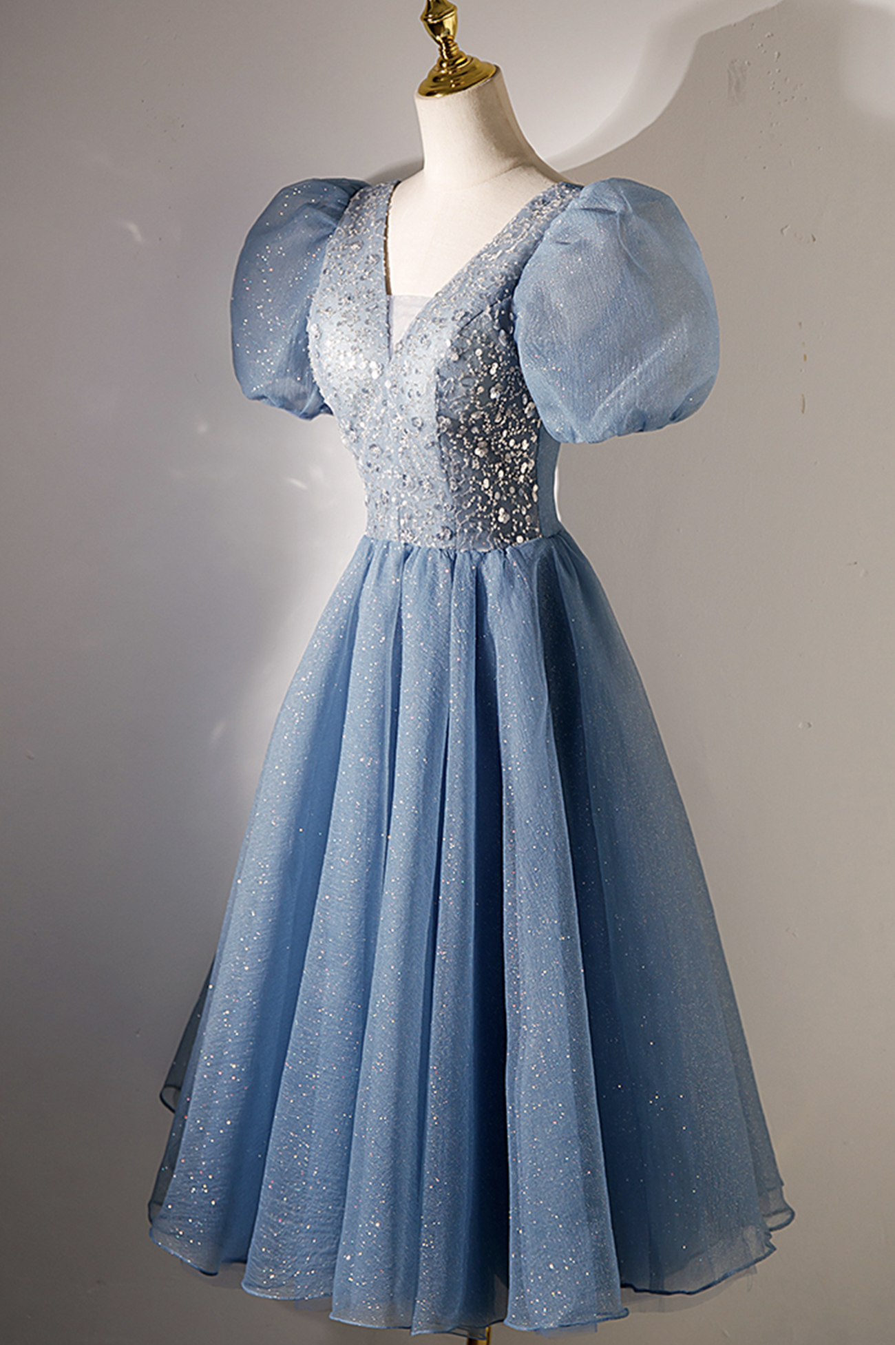 Blue Tulle Beaded Short Prom Dress Homecoming Dress DP352