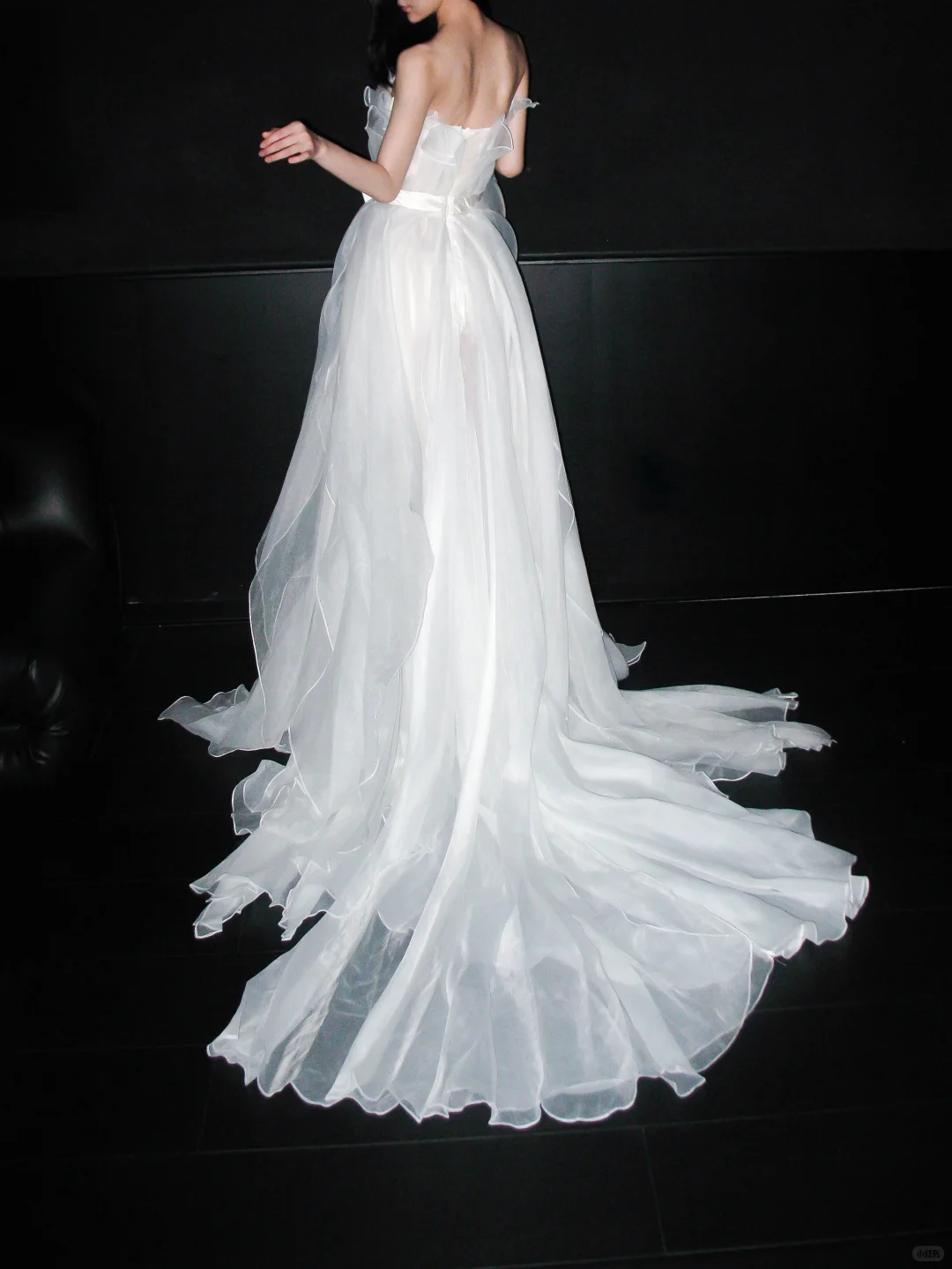 Gentle Flowy A Line Strapless White Tulle Long Wedding Dress DP6380