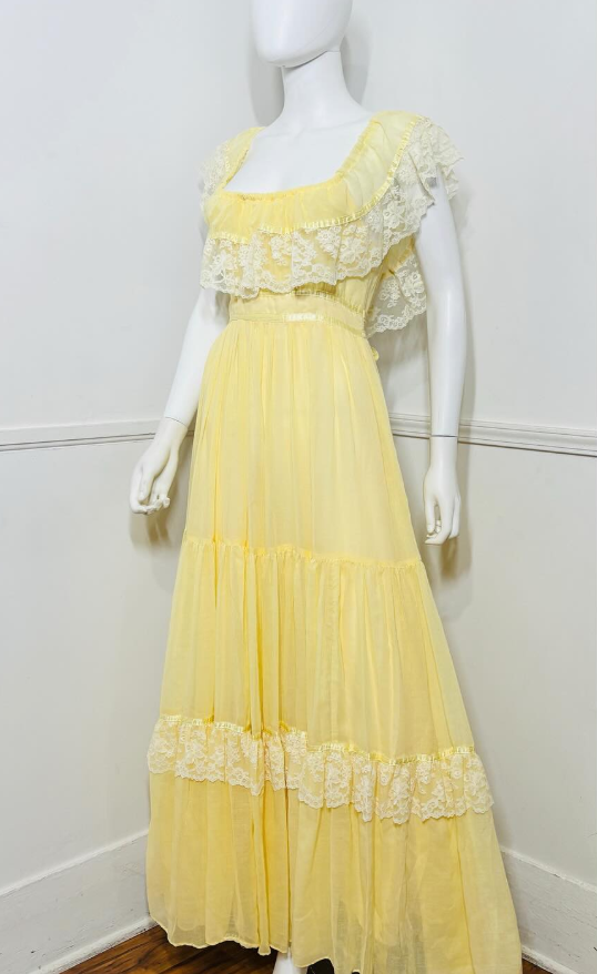 1970s Pale Light Yellow Tulle Lace Vintage Prom Dress Outfits DP3397
