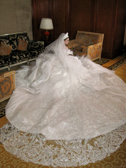 Exquisite Ball Gown Off the Shoulder Beaded Sequin White Tulle Prom Dress Wedding Dress DP4243