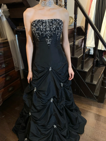 Vintage Ball Gown Strapless Beaded Black Satin  Prom Dress Evening Dress DP5143