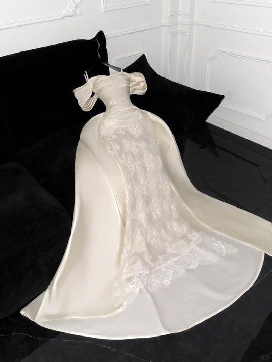 Stunning Ball Gown Off the Shoulder White Lace Satin Wedding Dress DP4151