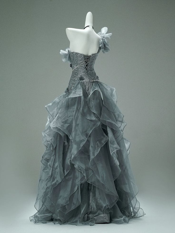 Princess Grey Ball Gown 3D Floral Beaded Ruffle Organza Prom Dress 16th Birthday Dress DP5391