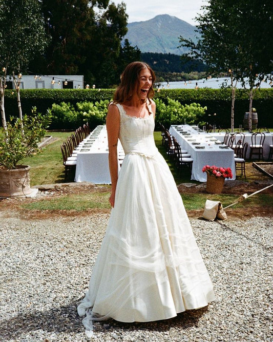 Vintage Ivory A Line Straps Tulle Satin Long Wedding Dress DP7871