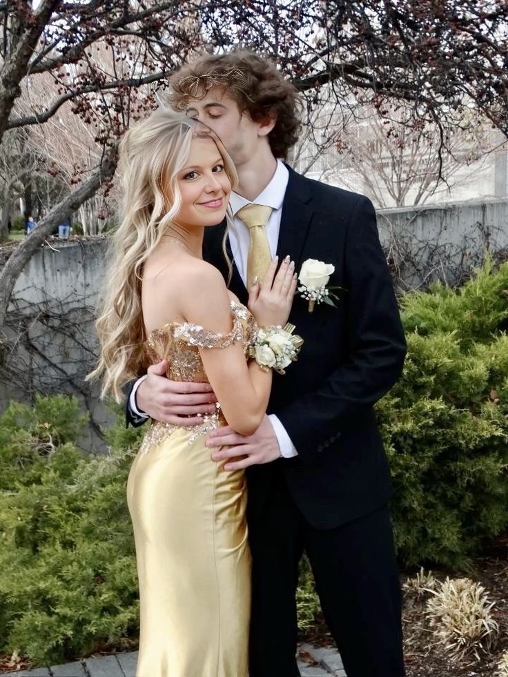 Glamorous Sheath Off the Shoulder Beaded Sequin Golden Satin Prom Dress Evening Dress DP6101