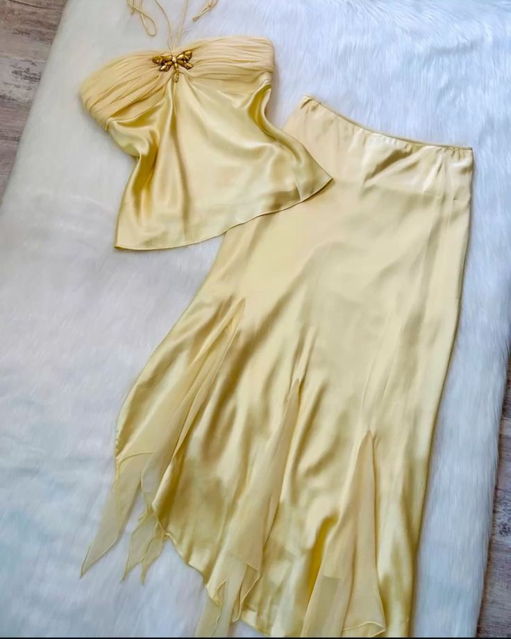 Yellow Two Piece Flowy Halter Satin Chiffon Open Back Formal Party Dress Homecoming Dress DP3002