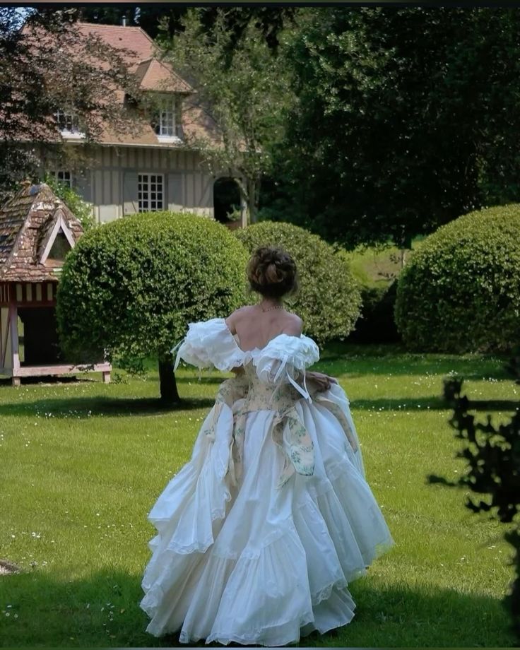 Retro Ball Gown Off the Shoulder White Satin Long Prom Dress Birthday Dress DP3361