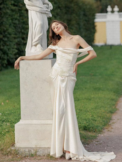 Vintage Ivory Sheath Off the Shoulder Lace Satin Long Wedding Dress DP5212