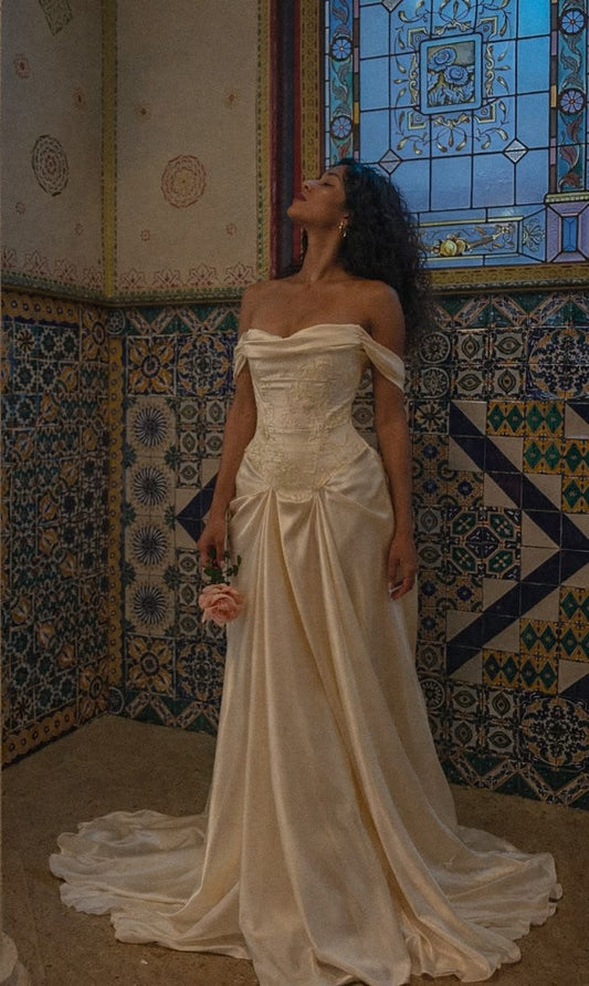 Vintage Ivory Sheath Off the Shoulder Lace Satin Long Wedding Dress DP5212