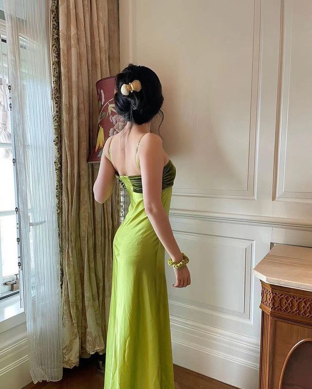 Simple Sheath Spaghetti Strap Green Velvet Satin Long Prom Dress Evening Dress DP2389