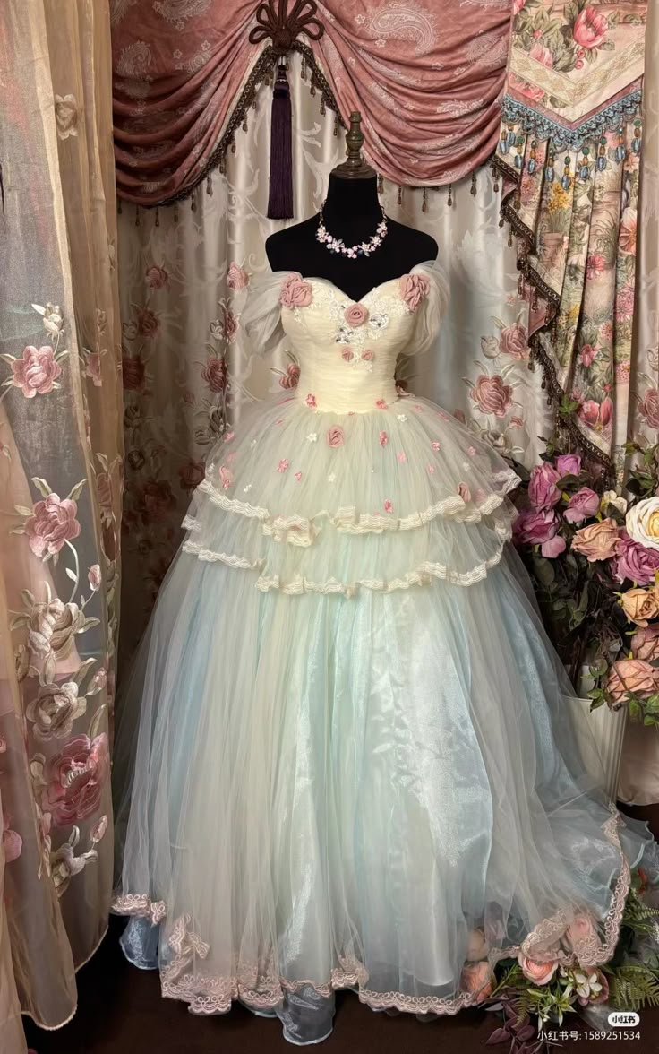 Vintage Elegant Ball Gown Off the Shoulder Tulle Prom Dress 22th Birthday Dress DP4063