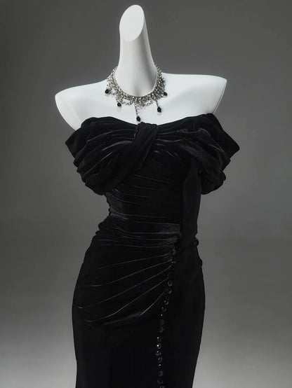Elegant Mermaid Off the Shoulder Black Velvet Long Prom Dresses Formal Evening Dress DP2380
