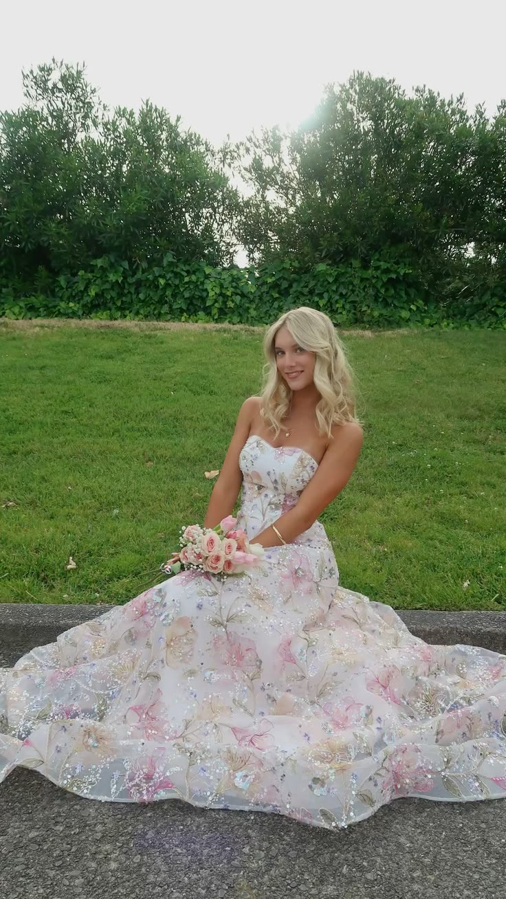 Princess Ball Gown Sweetheart Neck Sequin Tulle Prom Dress Evening Dress DP6103